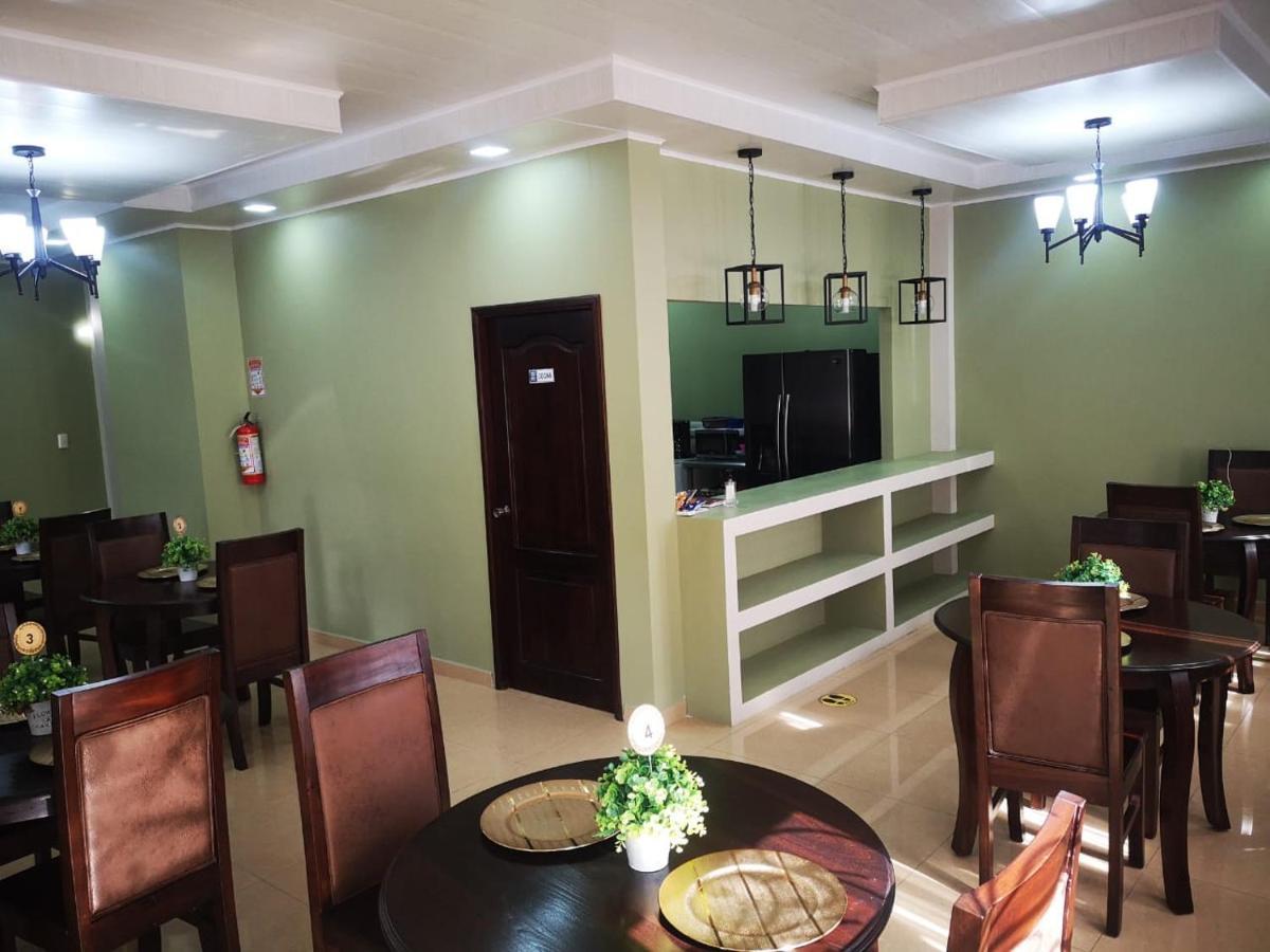 Hotel Y Residencia La Cofradia Santa Rosa de Copán Екстериор снимка