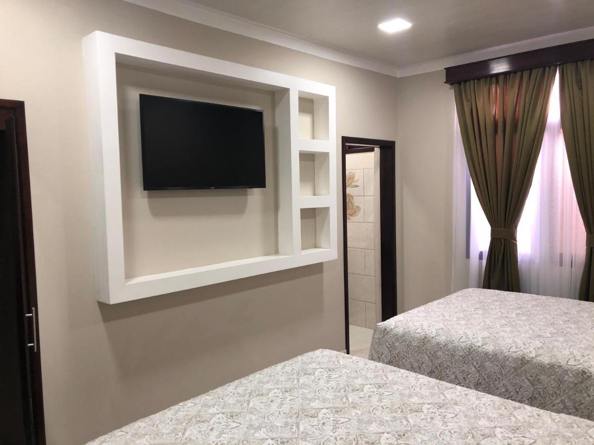Hotel Y Residencia La Cofradia Santa Rosa de Copán Екстериор снимка